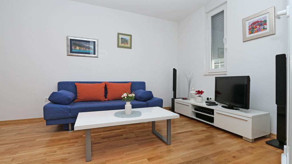 Antonijas Sunny Apartment Makarska Zewnętrze zdjęcie